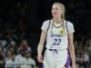 Cameron Brink diz que ser branca e loira lhe dá privilégios de marketing sobre outros jogadores da WNBA.
