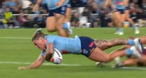 Fressard cortou a defesa de Queensland para marcar