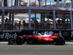 Leclerc transforma Verstappen nas melhores práticas, já que problemas de confiabilidade atormentam Antony