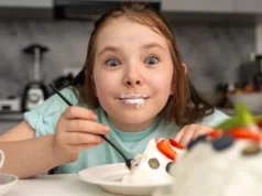 A junk food infantil pode reconectar o cérebro para o resto da vida