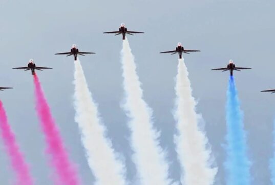 A RAF exibe o calendário completo do verão e sua localização atual