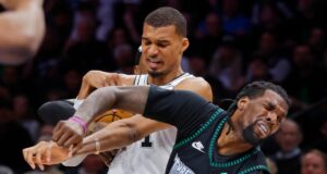 Victor Wembanyama, do Spurs, foi expulso após dar uma cotovelada em um jogador do Timberwolves
