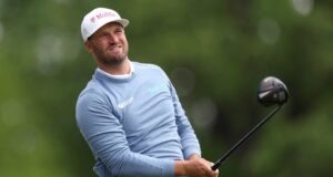 Wyndham Clark ficou a poucos centímetros dos fãs. Em meio a perder o campeonato PGA