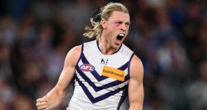 O analista da AFL David King diz que Fremantle deveria considerar dispensar Hayden Young de viagens fora de casa antes das finais