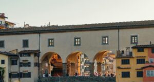 A Ponte Vecchio passará pela primeira grande restauração de sua história
