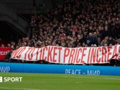 Liverpool: Os campeões da Premier League reduziram os aumentos nos preços dos ingressos após protestos dos torcedores.
