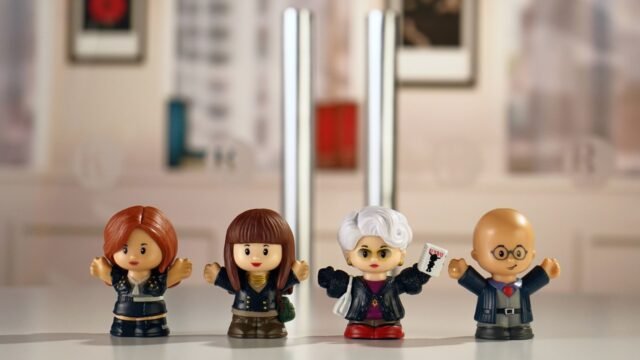 devil-wears-prada-little-people-set.jpg