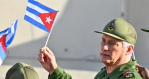 Cuba está presa entre a pressão dos EUA e a apatia chinesa