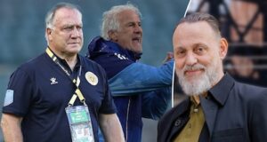 Gosto muito de Dick Advocaat, mas no momento não o entendo.