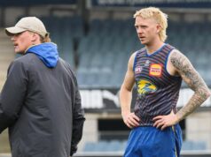 O ala da Costa Oeste, Ryan Marek, diz que cabe aos Eagles implementar o plano de jogo de Andrew McQualter