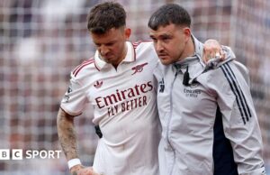 Ben White, do Arsenal, perderá o resto da temporada devido a uma lesão no joelho.