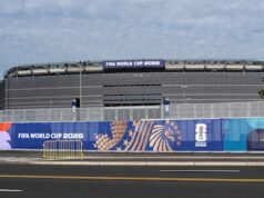 38 dirigentes acompanharam a seleção holandesa na Copa do Mundo, em Nova York e Nova Jersey. Processar FIFA por preços de ingressos