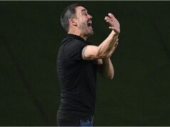 Chacho Coudet estufou o peito após a vitória épica do River e dispensou o árbitro