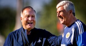 Dick Advocaat responde às críticas pela primeira vez após aquisição: ‘Rutten se resignou, não entendo a questão’