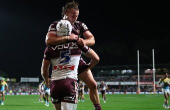 Clayton Faulalo brilhou quando Manly garantiu uma vitória por pouco em Four Pines Park
