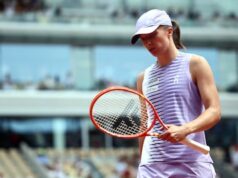 Iga Swiatek também perdeu em Paris. Gauff, o atual campeão, foi eliminado pela namorada Greekpoor.