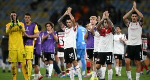 Estudiantes caiu para o Flamengo e UNO foi tudo ou nada
