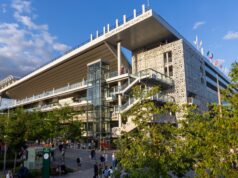 O famoso estádio do Aberto da França arriscou perder seu status de Grand Slam ao cometer um erro de quase US$ 1 bilhão