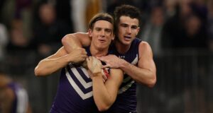 Oito minutos que foram cruciais na vitória do Fremantle Dockers sobre o Hawthorn