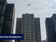 Corações ‘pesados’ retornam novamente como residentes do único quarteirão poupado de Wang Fook Court.
