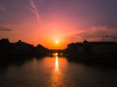 O calor de Firenze atinge um nível laranja à medida que as temperaturas sobem