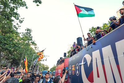 Israel irritado com Lamine Yamal depois de agitar a bandeira palestina e pedir que Barcelona tome medidas