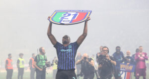 Barcelona, Liverpool e Real Madrid ficam de olho no Inter Dumfries