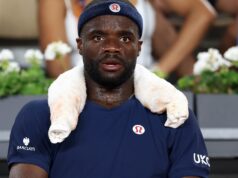 Frances Tiafoe faz comparações com o rival do Aberto da França, Ryan Garcia, enquanto o árbitro interrompe uma briga furiosa na quadra