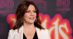 Martina McBride revidou depois de acusá-lo de enganá-la