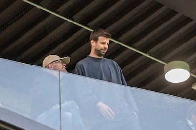gerard-pique-op-19-april-in-het-stadion-van-zijn-club-fc-andorra.jpeg