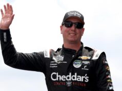 Relembrando a lenda da NASCAR Kyle Busch; Os Knicks continuam sua sequência de jogo durante todo o jogo
