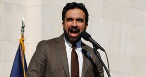 O prefeito de Nova York, Zoran Mamdani, lança série Twitch