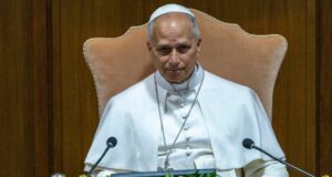 Papa Leão alerta sobre os perigos da IA em um importante documento papal
