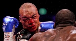Daniel Dubois caiu duas vezes na tela, mas deu uma mão brutal em Fabio Wardley, deixando-o invicto e mais uma vez campeão dos pesos pesados.
