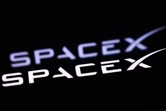 SpaceX de Elon Musk pode abrir capital no próximo mês