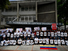 Estudantes de Caracas pedem libertação de presos políticos | Feed de notícias