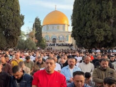 Vídeo: Muçulmanos de todo o mundo participam das orações do Eid | Religião