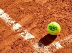 Jogo de monopólio? Como os anfitriões franceses viraram as costas ao saibro em Roland Garros?