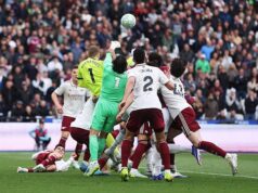 VAR nega empate tardio ao West Ham contra o Arsenal em grande corrida pelo título