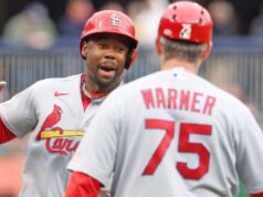 Probabilidades, previsão e linha de Cubs vs. Cardinals: escolhas da MLB de 2026 para o beisebol de domingo à noite