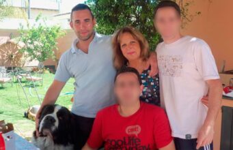 O filho do professor queimado em Mendoza foi acusado de assassinato