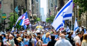 Grupos judaicos criticam o prefeito de Nova York, Mamdani, por ter perdido o desfile do Dia de Israel