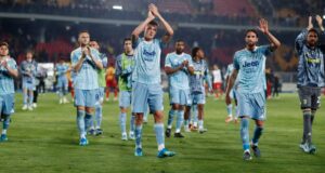 A Juventus está pronta para empacotar jogadores e vendê-los ao Tottenham neste verão