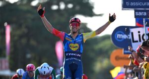 Giro d’Italia: Jonas Vingegaard completa o Grand Tour enquanto Jonathan Milan conquista a vitória de última chance no estágio 21