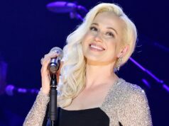 Kellie Pickler retorna aos holofotes, emocionando fãs há muito ausentes