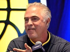Kevin Pritchard, presidente do Pacers, pede desculpas depois que o time perde a escolha do draft