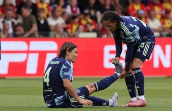 Por que o Ajax entrou em colapso repetidas vezes após o intervalo: os números chocantes por trás da queda