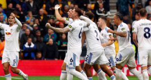 Leeds respondeu com uma oferta de transferência de £ 39 milhões para a estrela dos Wolves