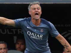 PSG em negociações para contratar estrela do Newcastle enquanto Magpies estabelece um preço de £ 75 milhões