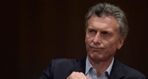 Macri superou Martin Menem e rejeitou as críticas para uma candidatura final em 2027.